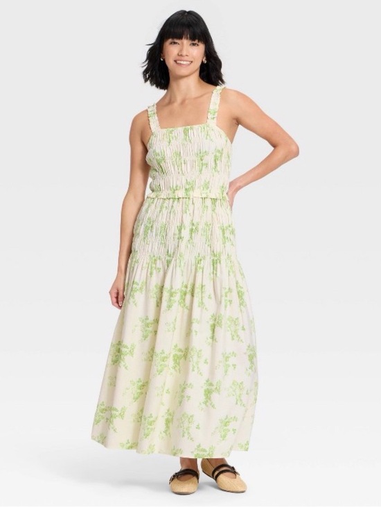 Universal Thread Dresses & Skirts - NWOT Universal Thread Smocked Floral Maxi Dress